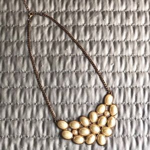 𝐏𝐞𝐚𝐫𝐥𝐲 𝐖𝐡𝐢𝐭𝐞 𝐁𝐮𝐛𝐛𝐥𝐞 𝐍𝐞𝐜𝐤𝐥𝐚𝐜𝐞